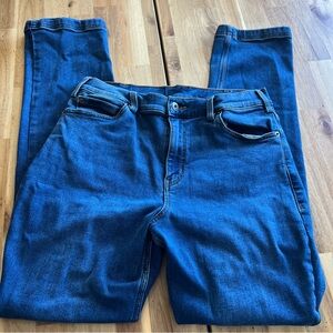 Duluth Trading Co. Jeans Women’s Size 12 x 31 Blue Denim